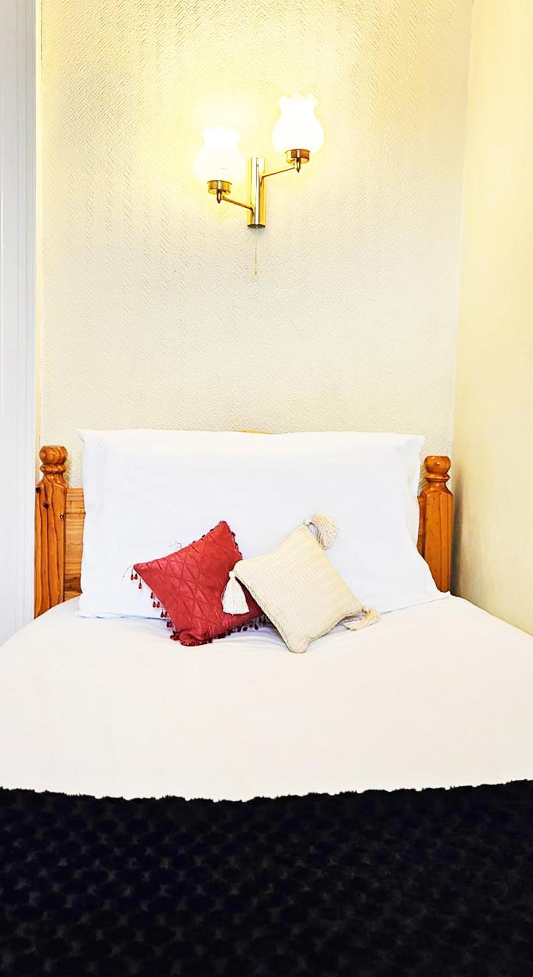 The Falls - Value Rooms At Aultnagar Estate Lairg Luaran gambar